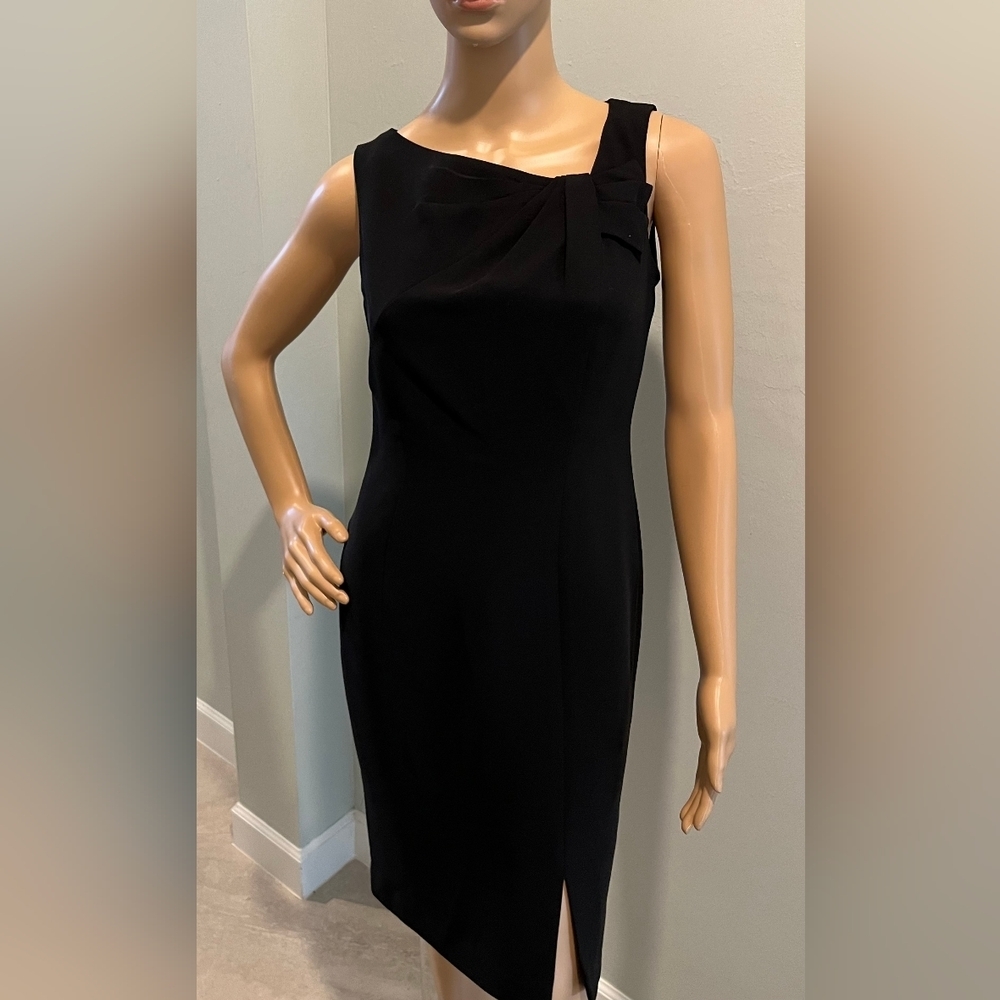 Evan Picone Classic‎ Little Black Dress in Size 2P     NWT